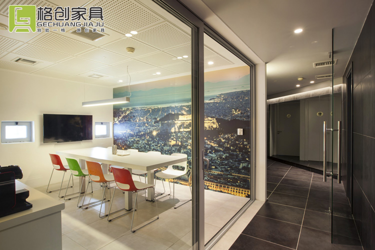 現(xiàn)代辦公家具