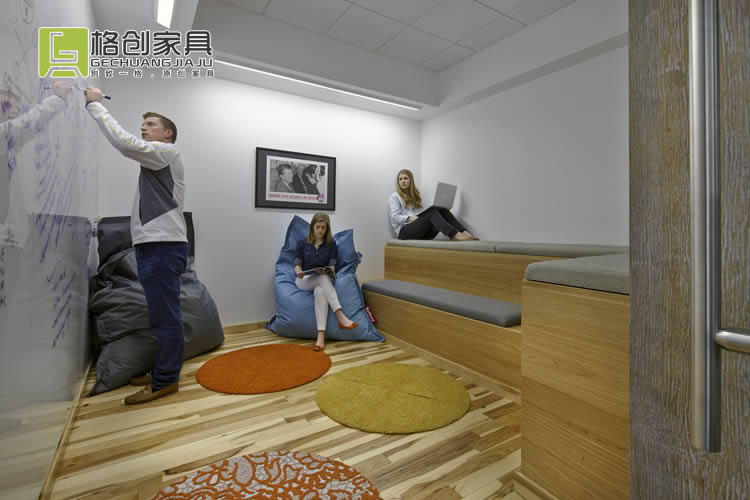 廣東現(xiàn)代辦公家具廠家