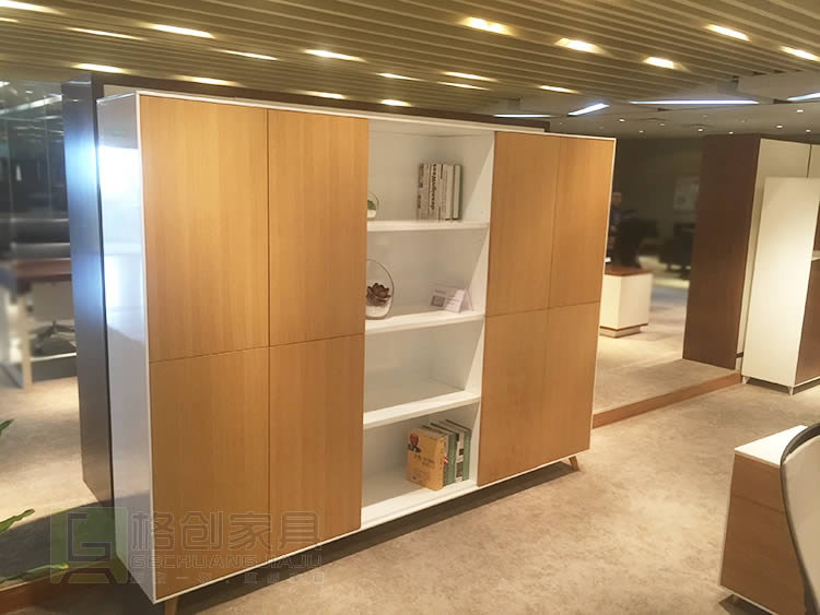 木質(zhì)文件柜